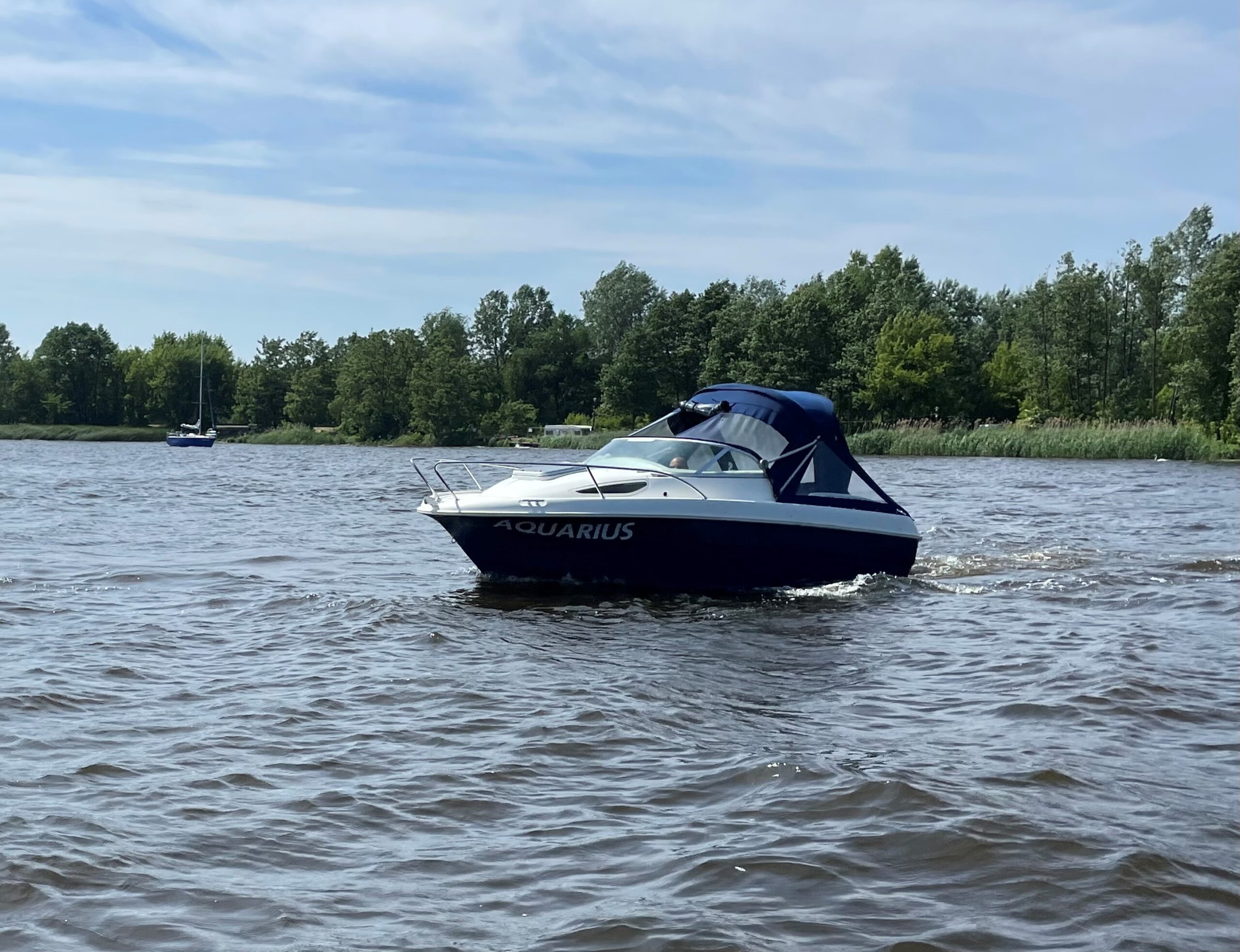 wypożyczalnia łodzi zegrze